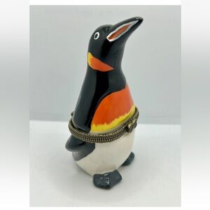 Miniature Hand Painted Penguin Hinged Trinket Box Ceramic Emperor Black White